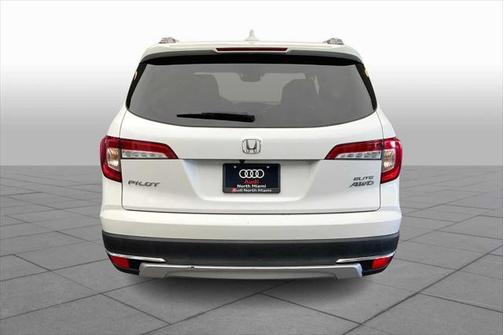 2022 Honda Pilot AWD Elite