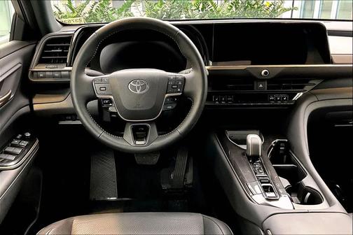 2025 Toyota Crown XLE