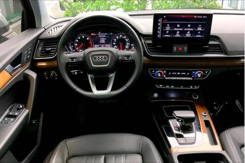 2023 Audi Q5 40 Premium