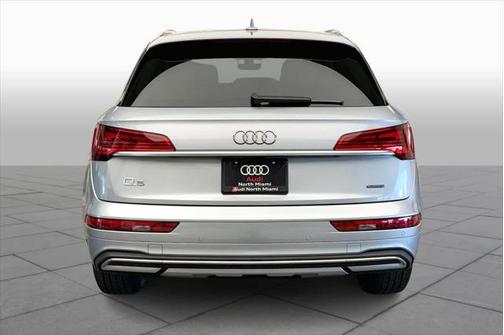 2023 Audi Q5 40 Premium