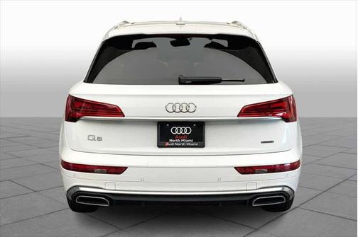 2024 Audi Q5 45 S line Premium Plus