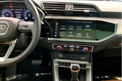 2023 Audi Q3 45 S line Premium Plus