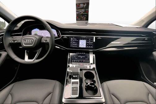 Glacier White m 2026 Audi Q7 45 Premium Plus
