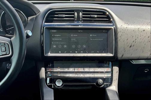 2019 Jaguar F-PACE 25t Premium