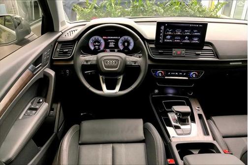 2024 Audi Q5 45 S line Premium Plus