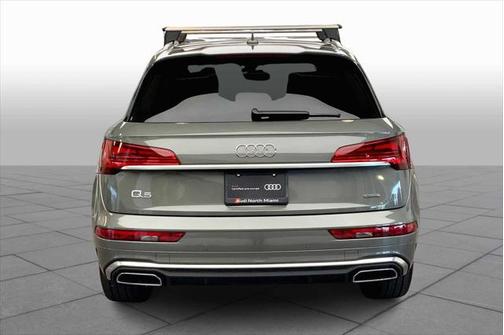 2024 Audi Q5 45 S line Premium Plus