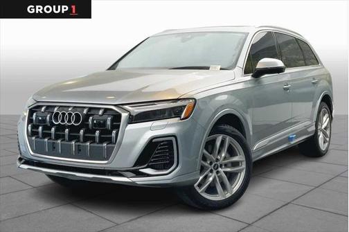2025 Audi Q7 55 Premium Plus