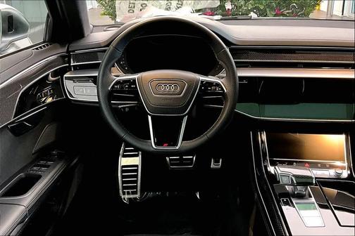 2022 Audi S8 4.0T