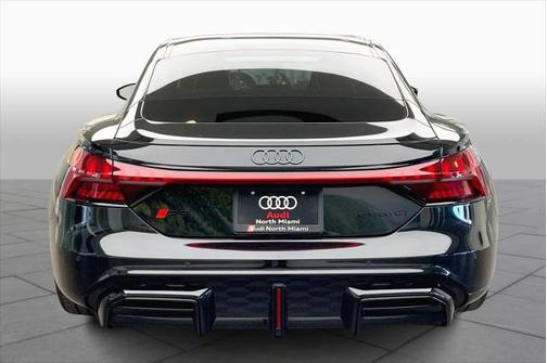 2025 Audi RS e-tron GT performance