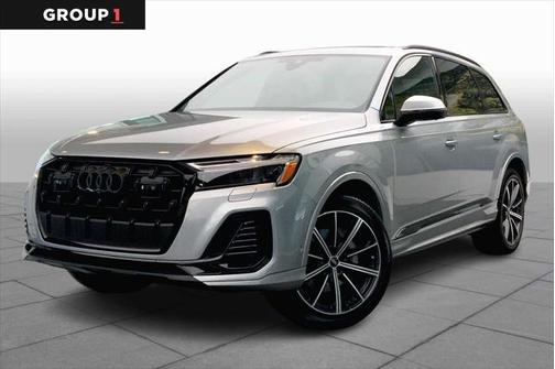 2025 Audi Q7 45 Premium Plus
