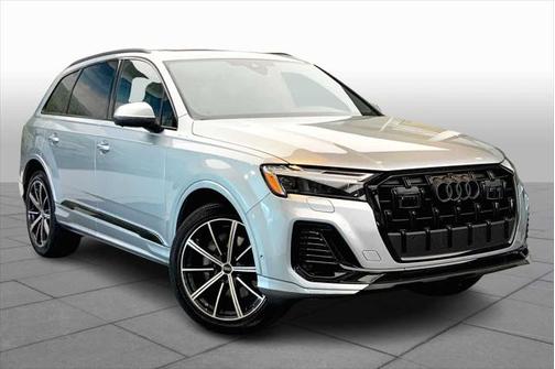 2025 Audi Q7 45 Premium Plus