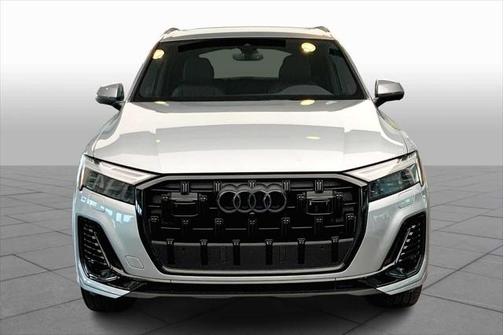2025 Audi Q7 45 Premium Plus