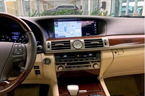 2017 Lexus LS 460 Base