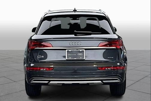 2023 Audi Q5 40 Premium