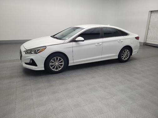 2019 Hyundai SONATA SE