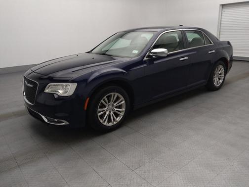 2016 Chrysler 300C Base