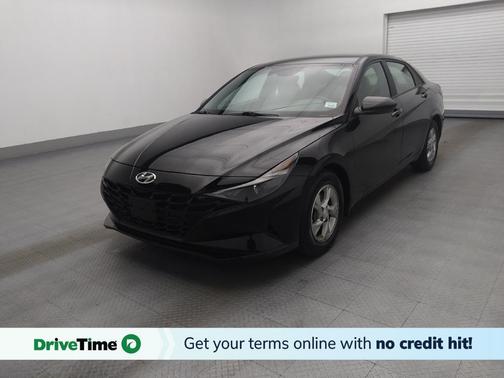 2023 Hyundai ELANTRA SE