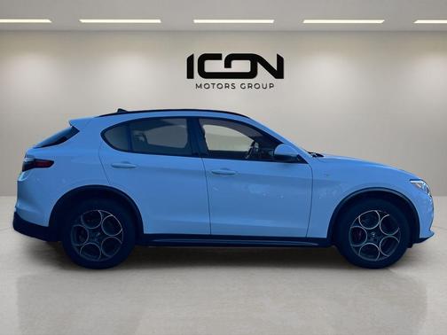 2023 Alfa Romeo Stelvio Ti