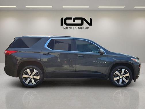 2021 Chevrolet Traverse LT Leather