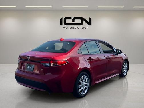 Barcelona Red Metallic 2021 Toyota Corolla LE