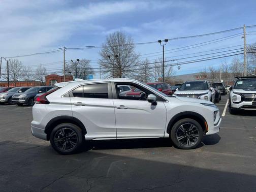 White Diamond 2026 Mitsubishi Eclipse Cross SEL