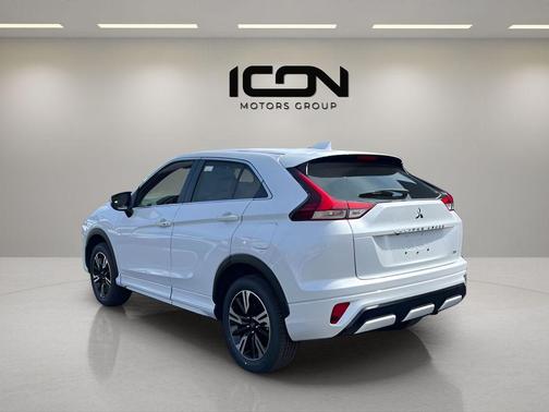 White Diamond 2026 Mitsubishi Eclipse Cross SEL