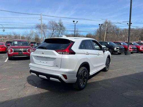 White Diamond 2026 Mitsubishi Eclipse Cross SEL