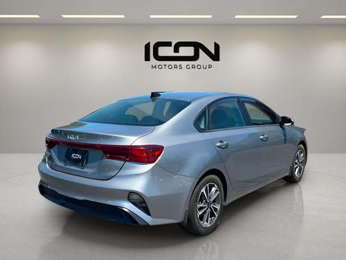 Steel Gray 2024 Kia Forte LXS