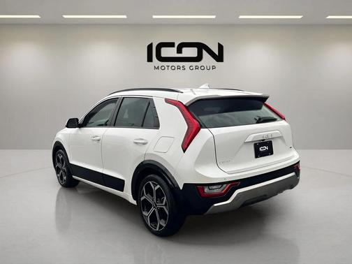 2023 Kia Niro Touring