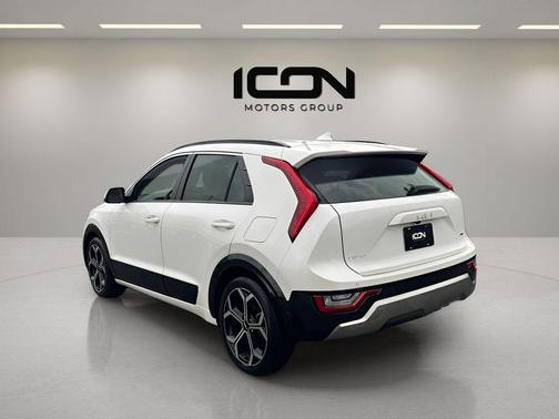 2023 Kia Niro Touring