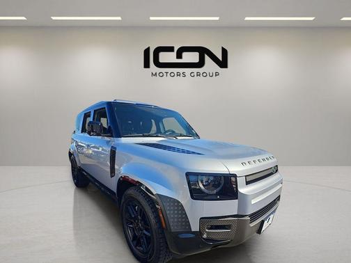 Fuji White 2023 Land Rover Defender 110 X-Dynamic SE