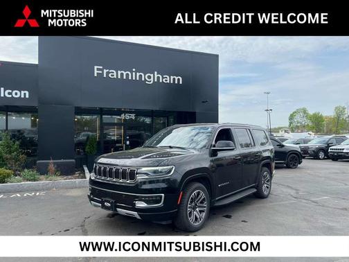 Diamond Black Crystal Pearlcoat 2023 Jeep Wagoneer Series II