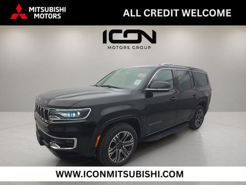 Diamond Black Crystal Pearlcoat 2023 Jeep Wagoneer Series II