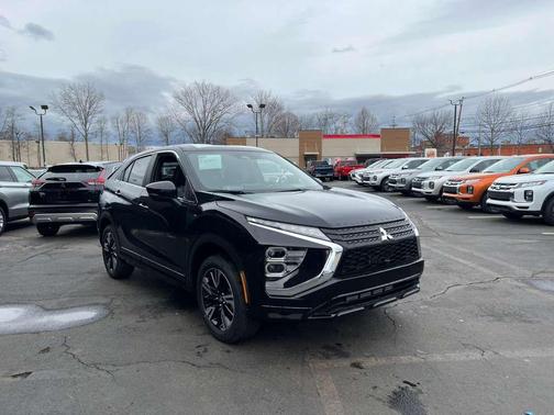 Labrador Black Pearl 2026 Mitsubishi Eclipse Cross SEL