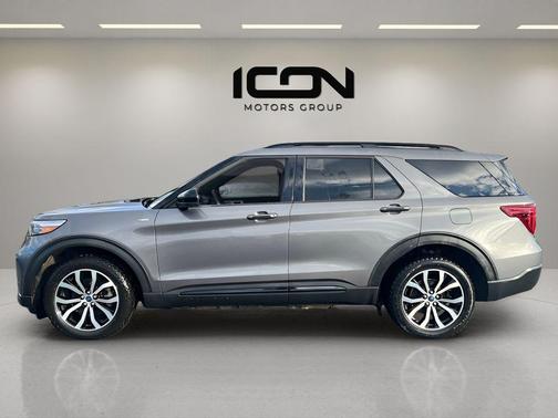 2023 Ford Explorer ST-Line