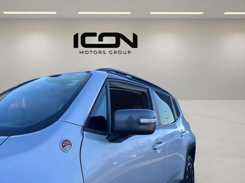 2017 Jeep Renegade Trailhawk