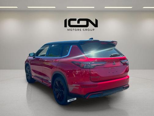 Red Diamond/Black Roof 2026 Mitsubishi Outlander Ralliart S-AWC