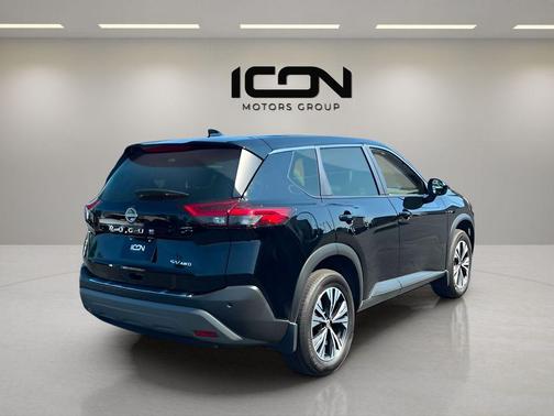 Super Black 2023 Nissan Rogue SV