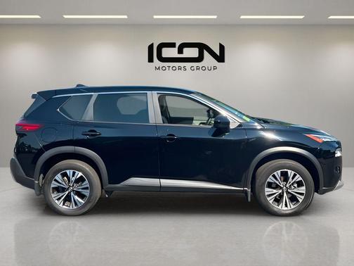 Super Black 2023 Nissan Rogue SV