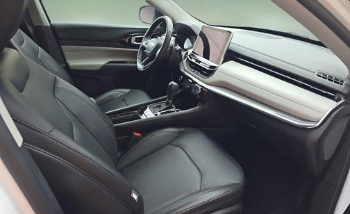 Bright White Clearcoat 2022 Jeep Compass Limited