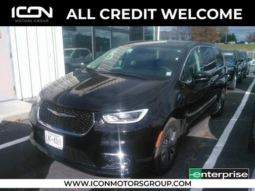 2024 Chrysler Pacifica Hybrid Select
