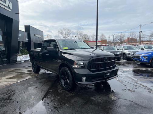 2017 RAM 1500 Express