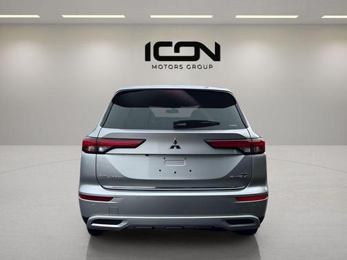 2025 Mitsubishi Outlander PHEV SE S-AWC