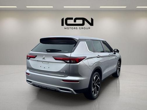 2025 Mitsubishi Outlander PHEV SE S-AWC