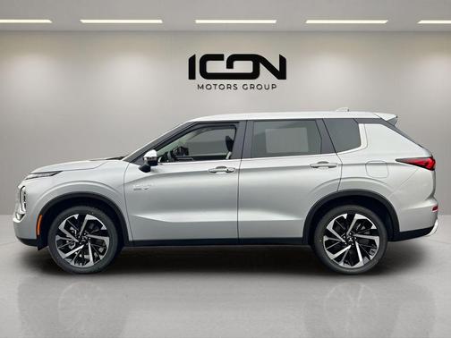 2025 Mitsubishi Outlander PHEV SE S-AWC