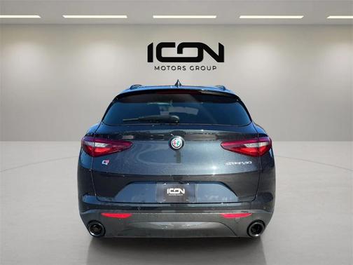 2022 Alfa Romeo Stelvio Sprint