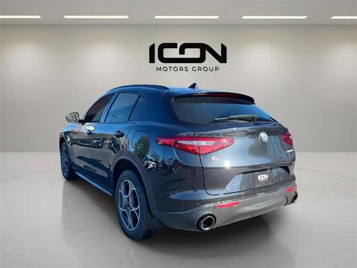 2022 Alfa Romeo Stelvio Sprint