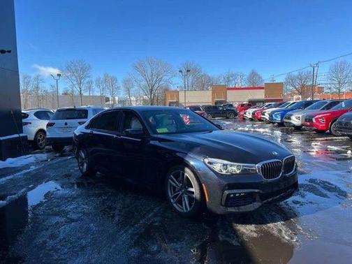 2018 BMW 740e xDrive iPerformance