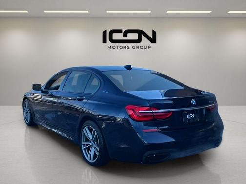 2018 BMW 740e xDrive iPerformance