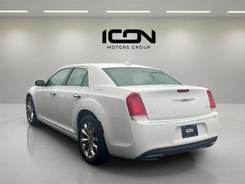 2019 Chrysler 300 Limited